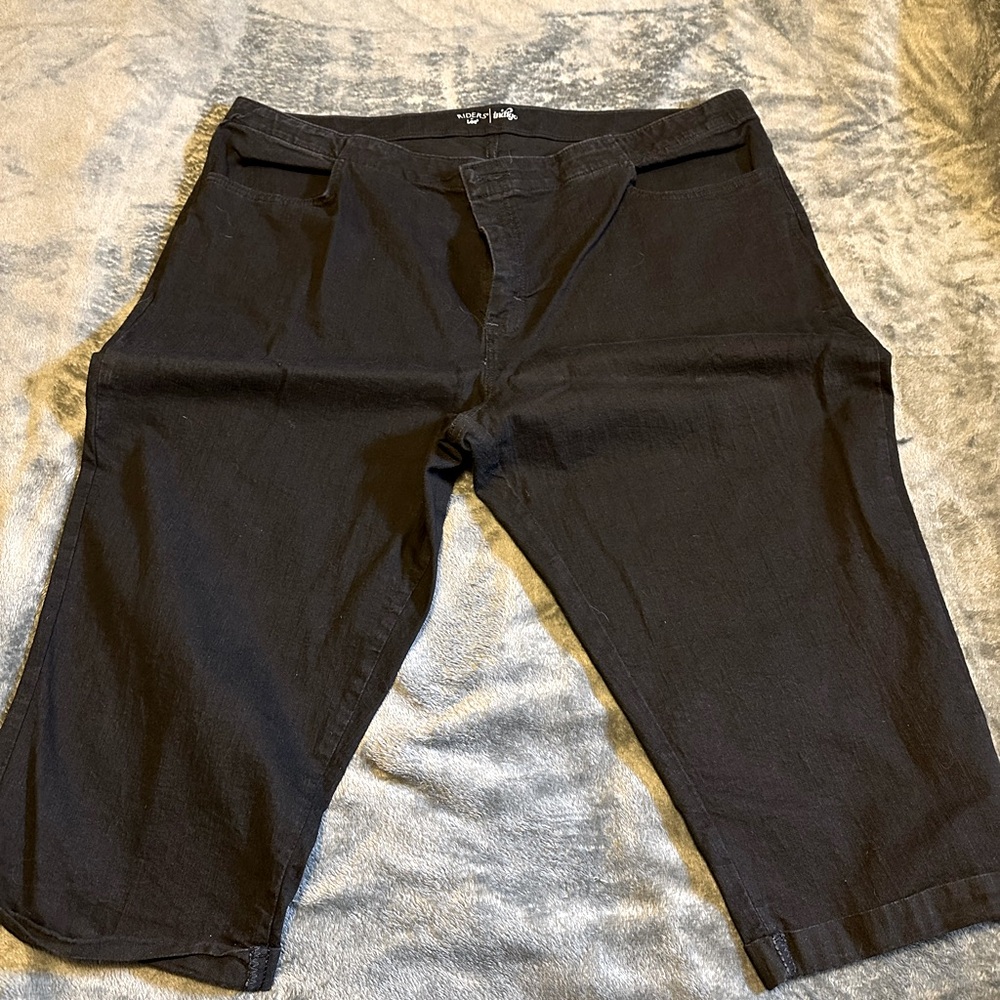 Riders by Lee Capri. 22w good used condition